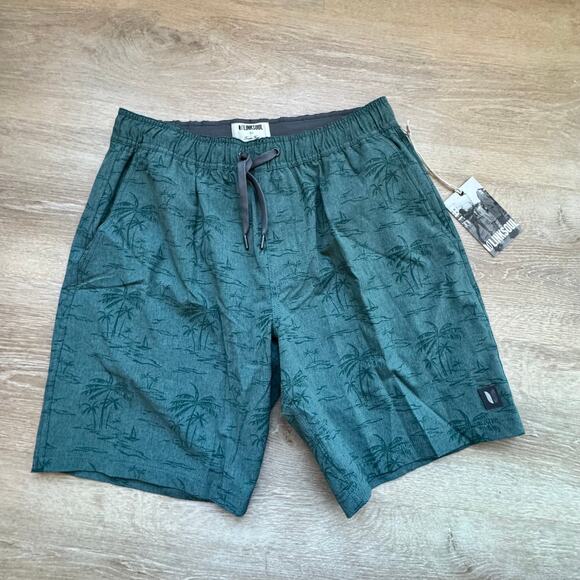 Linksoul Other - Linksoul Saturday AC Short Lined - Size M